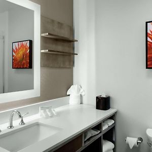 King Room Hearing Accessible